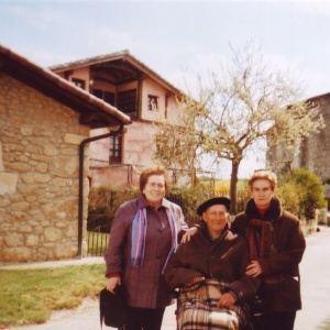 Carmen y Lucía por los pueblos