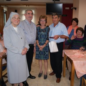 Mertxe con los amigos del coro