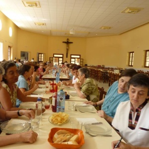 El amplio comedor de la casa.