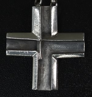 ujcross_sml